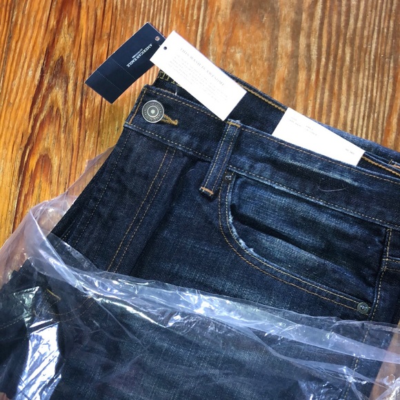 Brand New American Eagle Jeans - Picture 3 of 3